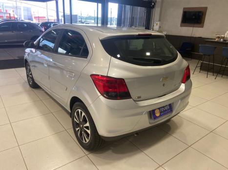 CHEVROLET Onix Hatch 1.4 4P FLEX LTZ AUTOM�TICO, Foto 4