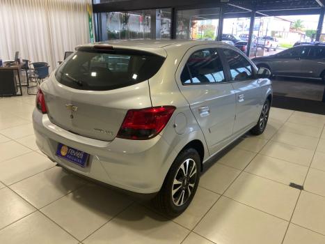 CHEVROLET Onix Hatch 1.4 4P FLEX LTZ AUTOM�TICO, Foto 5