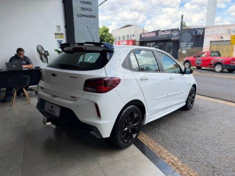 CHEVROLET Onix Hatch 1.0 12V 4P FLEX RS TURBO AUTOM�TICO, Foto 4