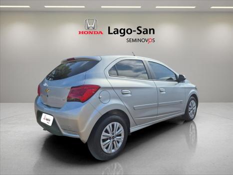 CHEVROLET Onix Hatch 1.4 4P FLEX LT AUTOM�TICO, Foto 3