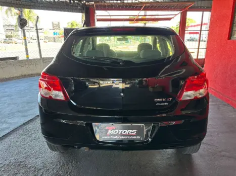 CHEVROLET Onix Hatch 1.0 4P FLEX LT, Foto 8