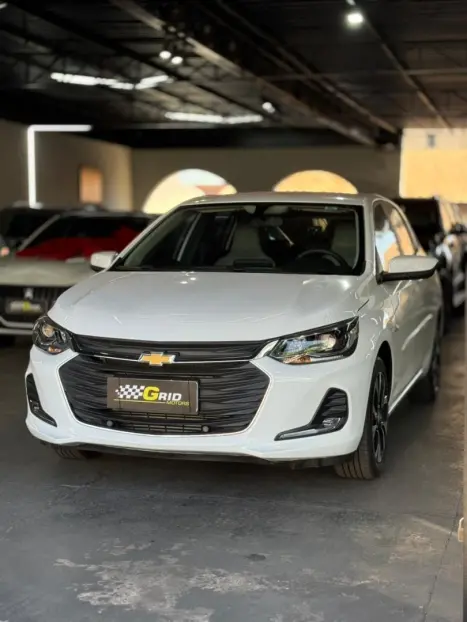 CHEVROLET Onix Hatch 1.0 12V 4P FLEX PREMIER 2 TURBO AUTOM�TICO, Foto 10