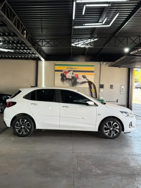 CHEVROLET Onix Hatch 1.0 12V 4P FLEX PREMIER 2 TURBO AUTOM�TICO, Foto 17