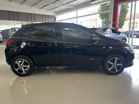CHEVROLET Onix Hatch 1.4 4P FLEX LT, Foto 3