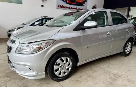 CHEVROLET Onix Hatch 1.0 4P FLEX LT, Foto 2