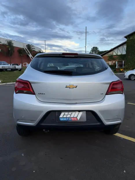 CHEVROLET Onix Hatch 1.0 12V 4P FLEX LT, Foto 5