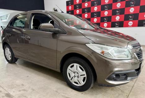 CHEVROLET Onix Hatch 1.0 4P FLEX LT, Foto 2