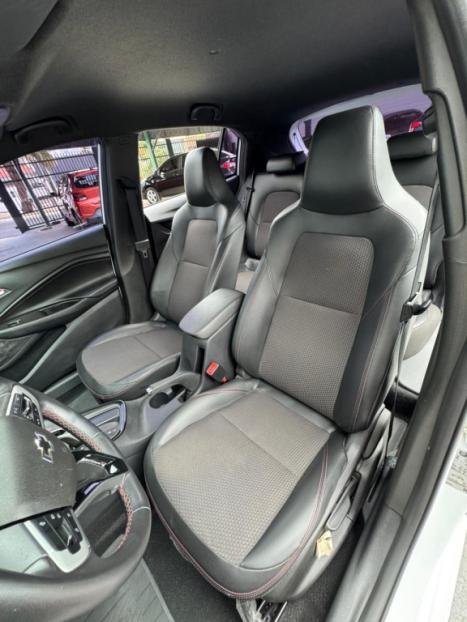 CHEVROLET Onix Hatch 1.0 12V 4P FLEX RS TURBO AUTOM�TICO, Foto 8