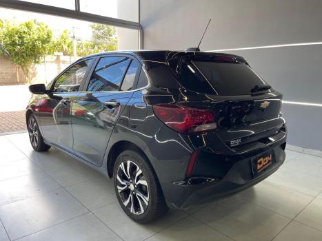 CHEVROLET Onix Hatch 1.0 12V 4P FLEX PREMIER TURBO AUTOM�TICO, Foto 4