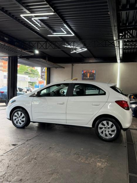 CHEVROLET Onix Hatch 1.4 4P FLEX LT, Foto 10