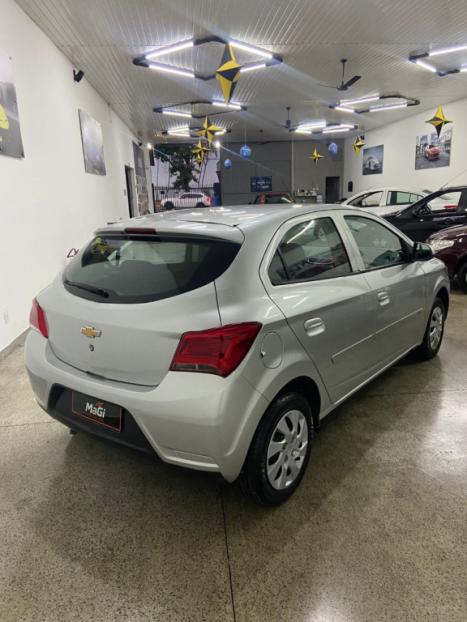 CHEVROLET Onix Hatch 1.0 4P FLEX LT, Foto 2