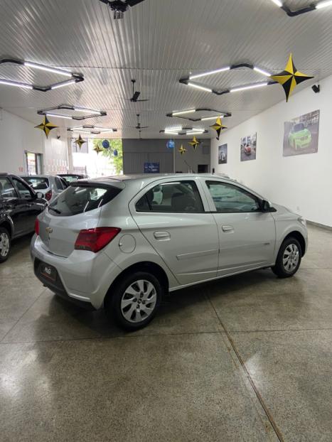 CHEVROLET Onix Hatch 1.0 4P FLEX LT, Foto 5