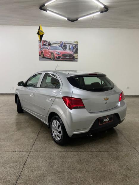 CHEVROLET Onix Hatch 1.0 4P FLEX LT, Foto 8