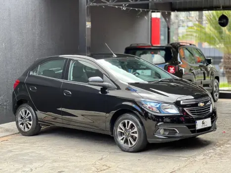 CHEVROLET Onix Hatch 1.4 4P FLEX LTZ AUTOM�TICO, Foto 6