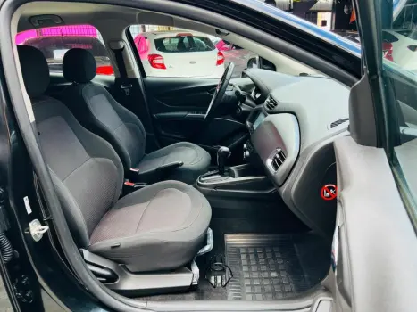CHEVROLET Onix Hatch 1.4 4P FLEX LTZ AUTOM�TICO, Foto 8