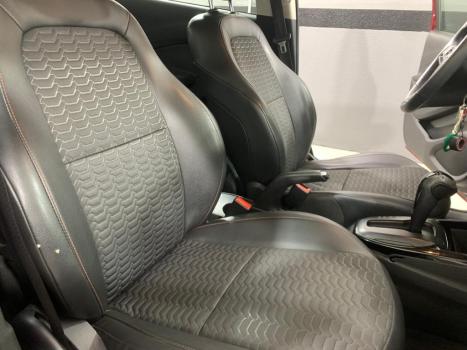 CHEVROLET Onix Hatch 1.4 4P FLEX LTZ AUTOM�TICO, Foto 25