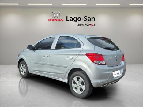 CHEVROLET Onix Hatch 1.0 4P FLEX LS, Foto 2