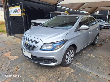 CHEVROLET Onix Hatch 1.4 4P FLEX LT, Foto 2