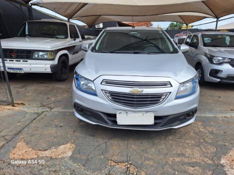 CHEVROLET Onix Hatch 1.4 4P FLEX LT, Foto 5