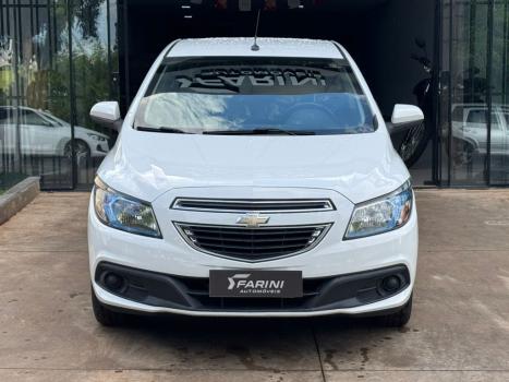 CHEVROLET Onix Hatch 1.4 4P FLEX LT AUTOM�TICO, Foto 2