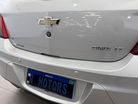 CHEVROLET Onix Hatch 1.4 4P FLEX LT, Foto 4