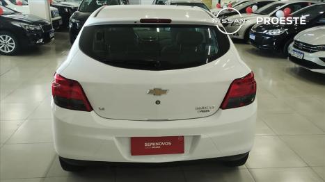 CHEVROLET Onix Hatch 1.4 4P FLEX LT, Foto 5