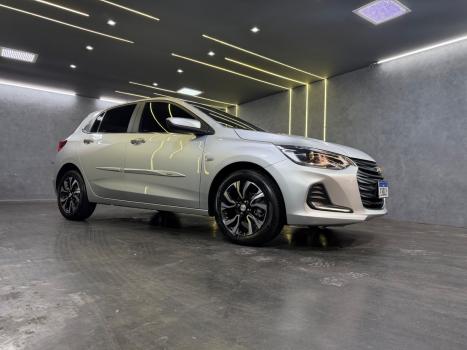 CHEVROLET Onix Hatch 1.0 12V 4P FLEX PREMIER 2 TURBO AUTOM�TICO, Foto 4