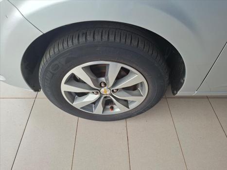 CHEVROLET Onix Hatch 1.4 4P FLEX LT, Foto 9