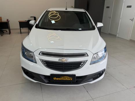 CHEVROLET Onix Hatch 1.4 4P FLEX LT, Foto 4