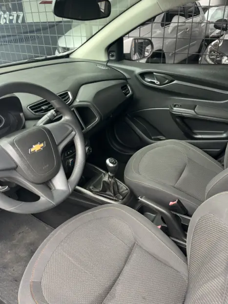 CHEVROLET Onix Hatch 1.4 4P FLEX LT, Foto 8