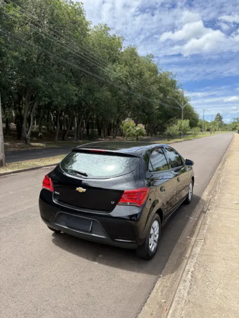 CHEVROLET Onix Hatch 1.0 12V 4P FLEX LT, Foto 10