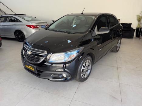 CHEVROLET Onix Hatch 1.4 4P FLEX LTZ, Foto 2