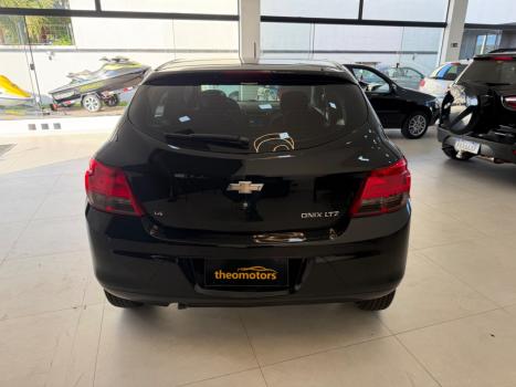 CHEVROLET Onix Hatch 1.4 4P FLEX LTZ, Foto 7