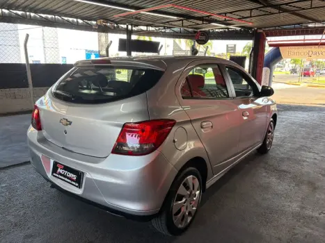 CHEVROLET Onix Hatch 1.0 12V 4P FLEX, Foto 4