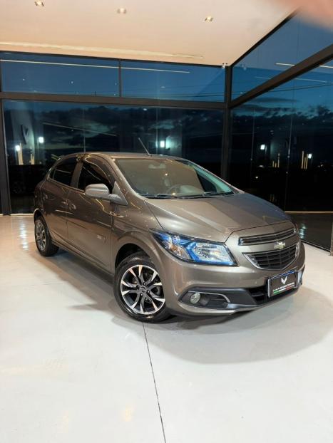 CHEVROLET Onix Hatch 1.4 4P FLEX LT AUTOM�TICO, Foto 4