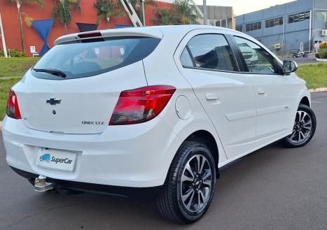 CHEVROLET Onix Hatch 1.4 4P FLEX LTZ, Foto 3