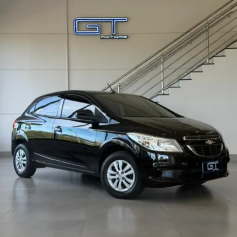 CHEVROLET Onix Hatch 1.0 4P FLEX LT, Foto 1