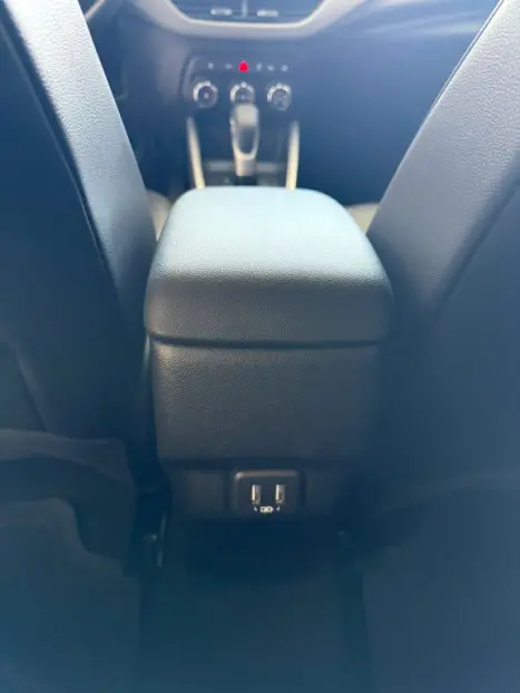 CHEVROLET Onix Hatch 1.0 12V 4P FLEX PREMIER 2 TURBO AUTOM�TICO, Foto 14