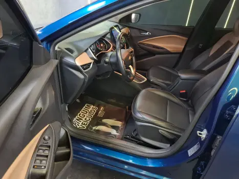 CHEVROLET Onix Hatch 1.0 12V 4P FLEX PREMIER TURBO AUTOM�TICO, Foto 8