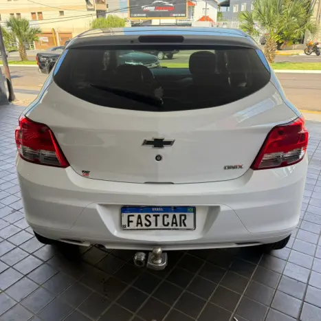 CHEVROLET Onix Hatch 1.0 4P FLEX LS, Foto 8