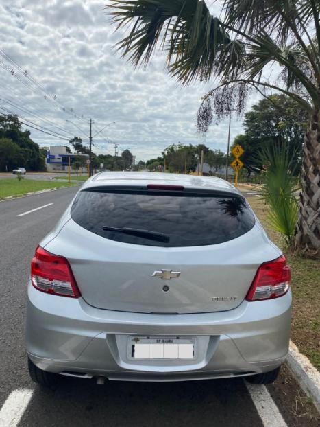 CHEVROLET Onix Hatch 1.0 12V 4P FLEX LT, Foto 4