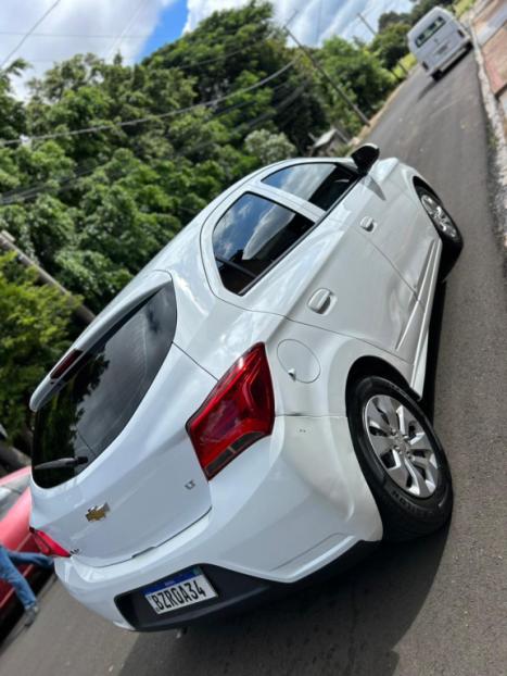 CHEVROLET Onix Hatch 1.0 4P FLEX LT, Foto 2