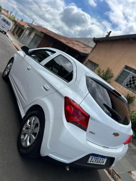CHEVROLET Onix Hatch 1.0 4P FLEX LT, Foto 3