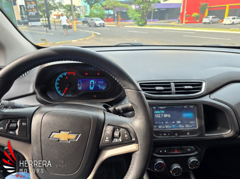 CHEVROLET Onix Hatch 1.4 4P FLEX LTZ AUTOM�TICO, Foto 13