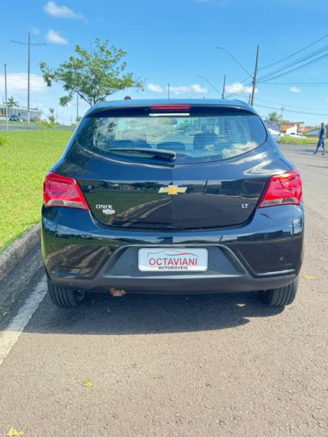 CHEVROLET Onix Hatch 1.4 4P FLEX LT AUTOM�TICO, Foto 5