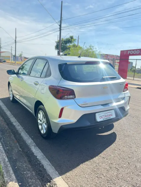CHEVROLET Onix Hatch 1.0 4P FLEX LT, Foto 6