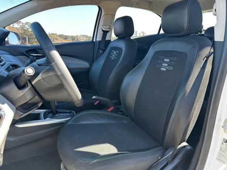 CHEVROLET Onix Hatch 1.4 4P FLEX ACTIV AUTOM�TICO, Foto 13