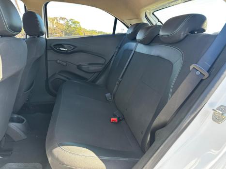 CHEVROLET Onix Hatch 1.4 4P FLEX ACTIV AUTOM�TICO, Foto 14