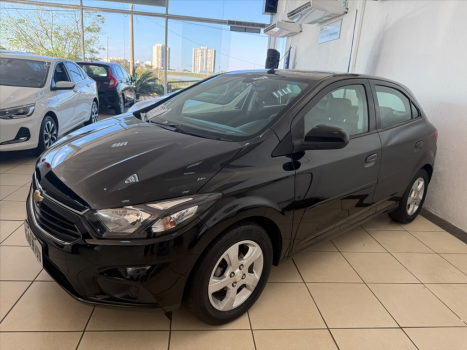 CHEVROLET Onix Hatch 1.4 4P FLEX LT, Foto 3