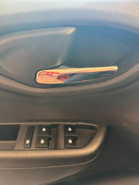 CHEVROLET Onix Hatch 1.4 4P FLEX LTZ, Foto 7